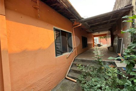 Casa à venda com 2 quartos no Centro, Salto, SP