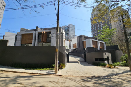 Casa à venda com 4 suítes no condomínio Cube Cidade Jardim, São Paulo - SP