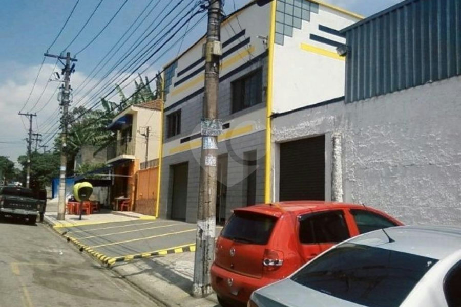 Sobrado à venda com 1 quarto em Parque Novo Mundo, São Paulo, SP