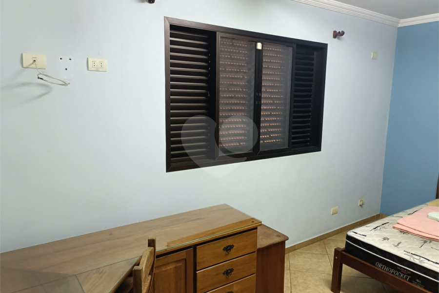 Sobrado à venda com 3 quartos, sendo 1 suíte, em Vila Paiva, São Paulo, SP