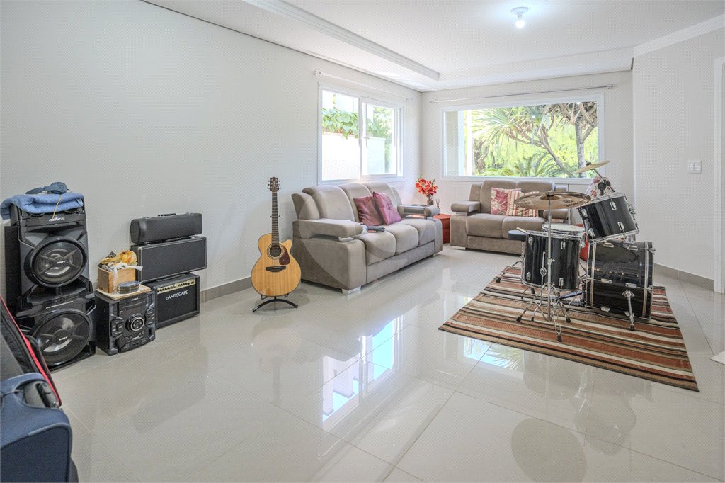 Casa à venda com 3 suítes no condomínio Reserva dos Vinhedos, Louveira - SP