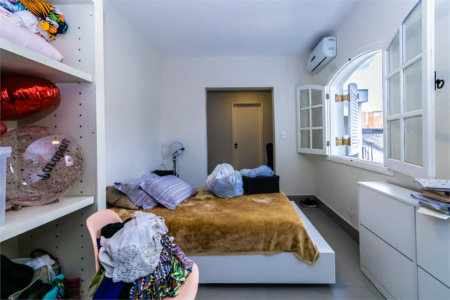 Casa à venda com 3 quartos, sendo 1 suíte, em Brooklin Paulista, São Paulo, SP