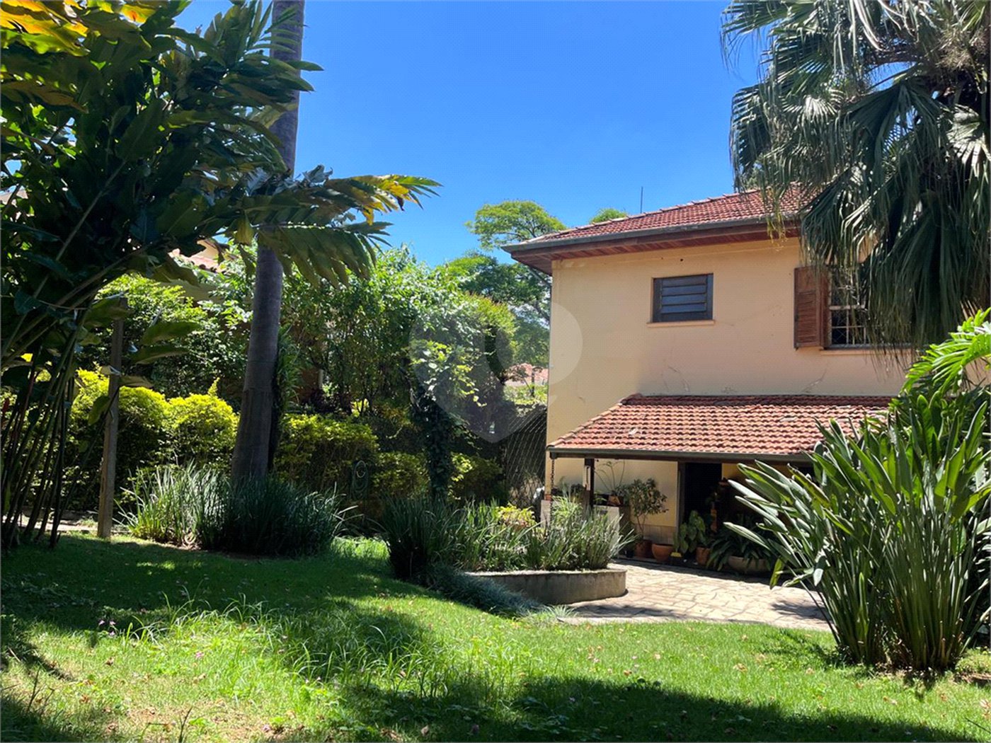 Sobrado à venda com 3 quartos em Jardim Petrópolis, São Paulo, SP
