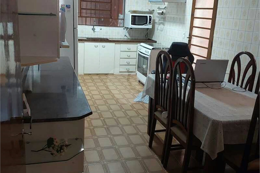 Sobrado à venda com 3 quartos, sendo 1 suíte,  no Brasilândia, São Paulo, SP
