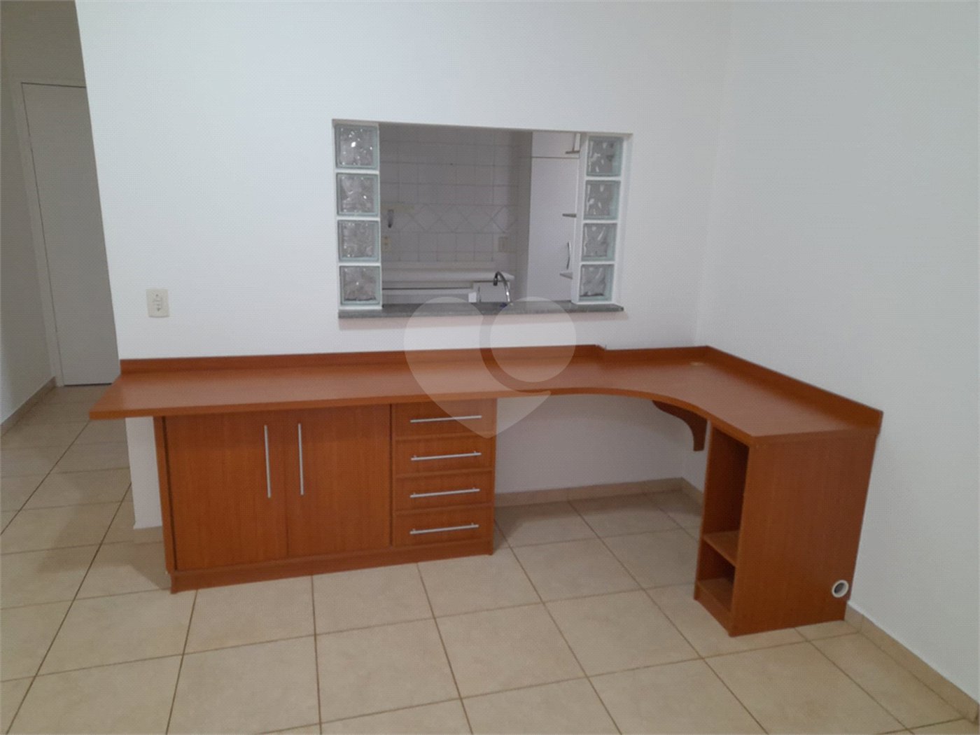 Apartamento para locação ou venda no Edifício Villagio di Napoli.