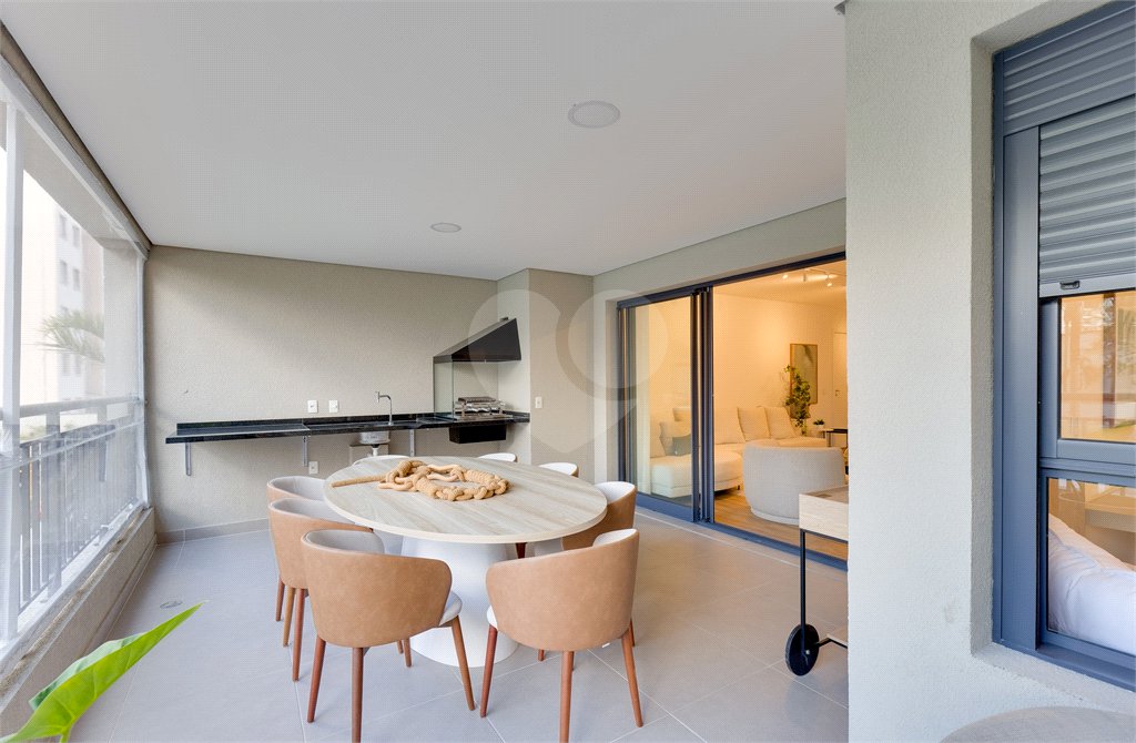 Apartamento à venda com 3 quartos, sendo 1 suíte, em Jardim Marajoara, São Paulo, SP