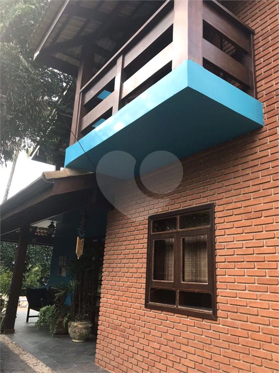 Sobrado à venda com 5 quartos, sendo 3 suítes, em Barra do Una, São Sebastião, SP