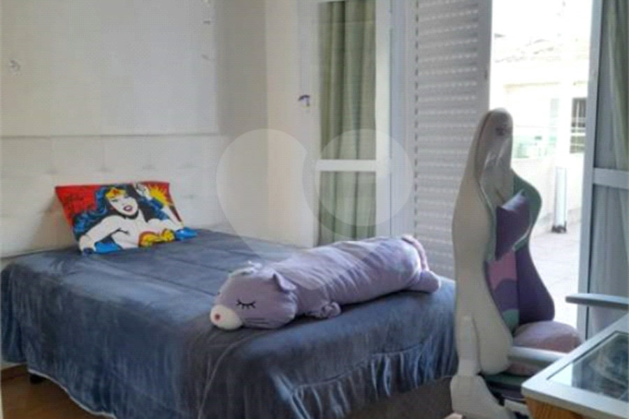 Sobrado à venda com 2 quartos em Chora Menino, São Paulo, SP