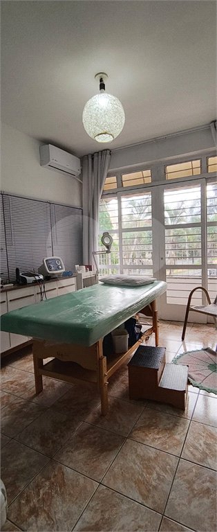 Sobrado à venda com 5 quartos, sendo 2 suítes, em Vila Trujillo, Sorocaba, SP