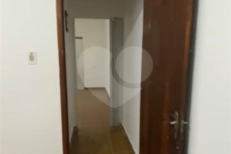 Sobrado à venda com 2 quartos em Parque Vitória, São Paulo, SP