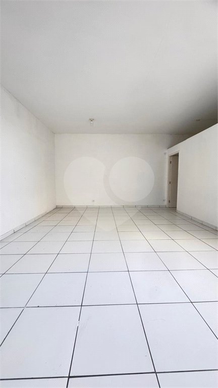Prédio para alugar no Centro, Poá, SP