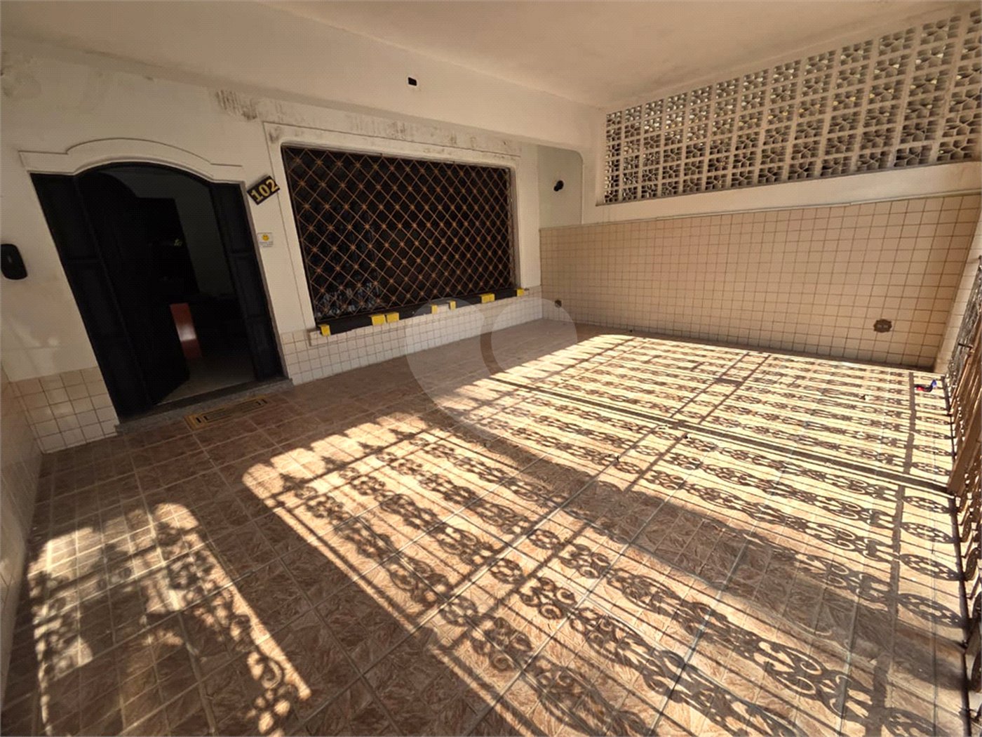 Sobrado à venda ou para alugar com 6 quartos, sendo 2 suítes, em Santana, São Paulo, SP
