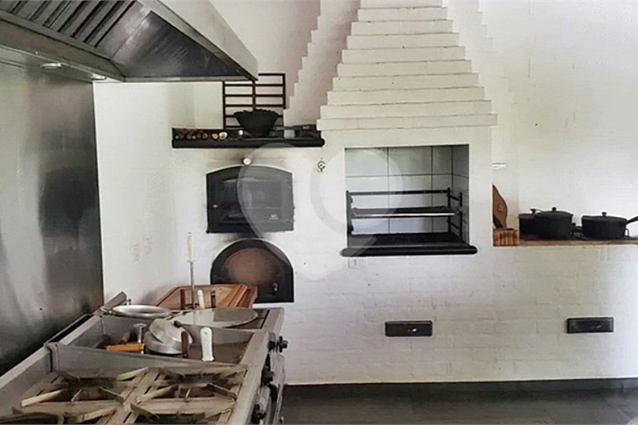 Casa à venda com 4 suítes no condomínio Alpes da Cantareira, Mairiporã - SP