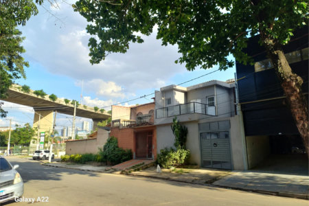 Sobrado à venda com 3 quartos, sendo 1 suíte, em Guaiaúna, São Paulo, SP