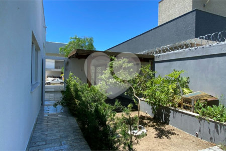 Casa à venda com 4 suítes em Orla Norte, Porto Seguro, BA