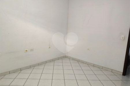 Casa à venda com 3 quartos em Jardim Santa Clara, Guarulhos, SP