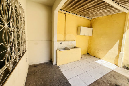 Casa à venda com 3 quartos em Campo Grande, Rio de Janeiro, RJ