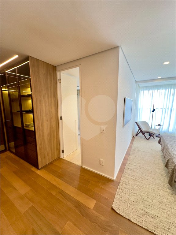 Apartamento à venda com 4 suítes em Brooklin Paulista, São Paulo, SP