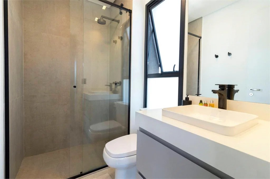 Apartamento à venda com 3 quartos, sendo 2 suítes, em Pinheiros, São Paulo, SP