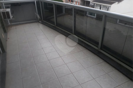Apartamento à venda com 4 quartos, sendo 1 suíte, em Tijuca, Rio de Janeiro, RJ