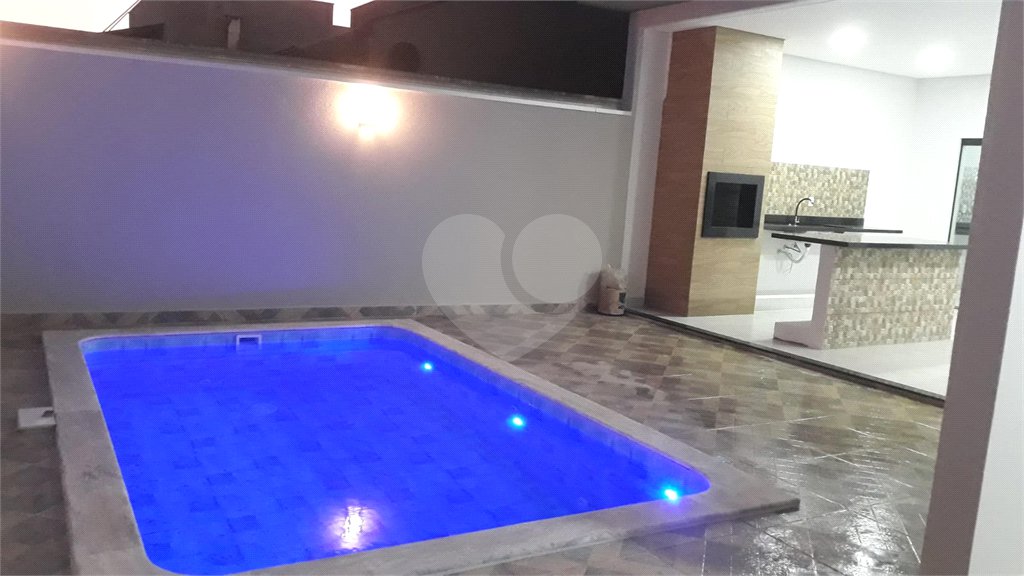 Terreno à venda com 3 quartos, sendo 1 suíte,  no condomínio Residencial Golden Ville, Itapetininga - SP