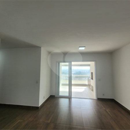 Apartamento à venda com 3 quartos, sendo 1 suíte, em Barra Funda, São Paulo, SP