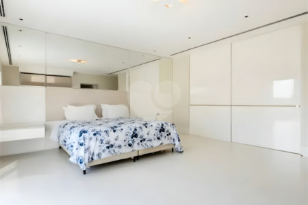 Apartamento à venda com 4 quartos, sendo 3 suítes, em Jardim Paulistano, São Paulo, SP
