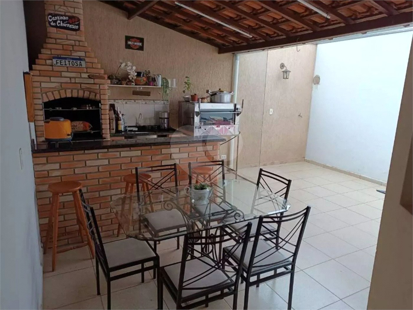 Sobrado à venda com 3 quartos, sendo 1 suíte, em Jardim Karolyne, Votorantim, SP