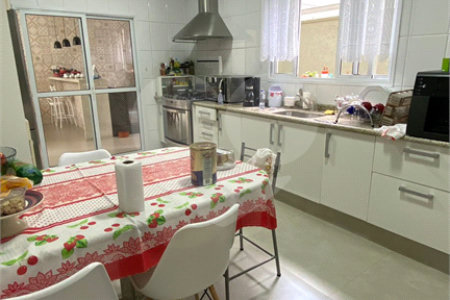Casa à venda com 4 suítes no condomínio Real Park - Vila Oliveira, Mogi das Cruzes - SP