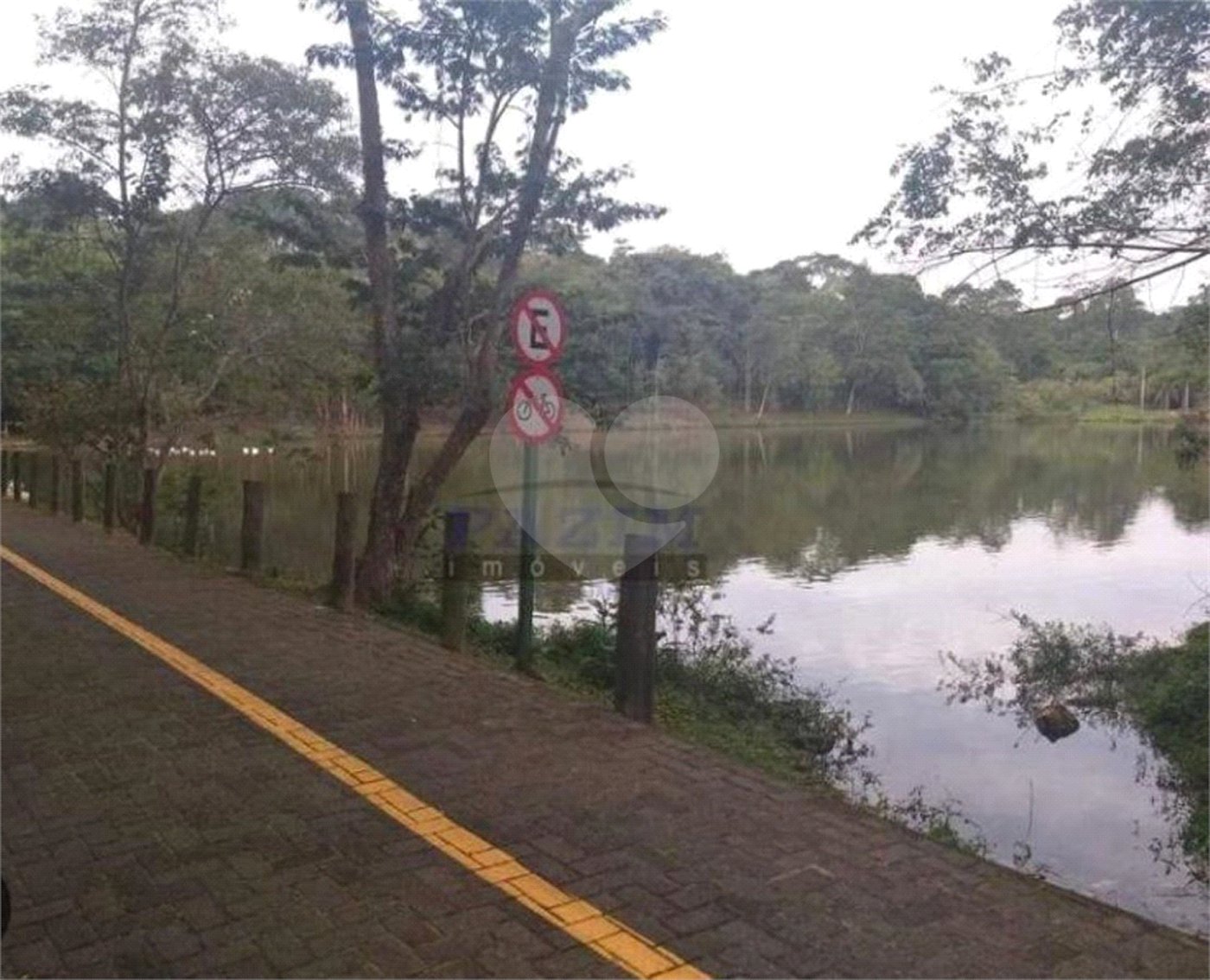 Terreno à venda no condomínio Vale da Santa Fé, Vinhedo - SP
