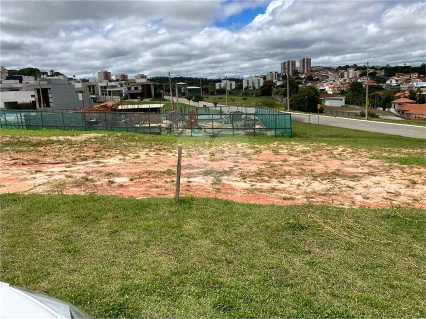 Terreno à venda no condomínio Bougainville, Sorocaba - SP