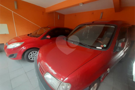 Sobrado à venda com 4 quartos, sendo 1 suíte, em Vila Brasílio Machado, São Paulo, SP