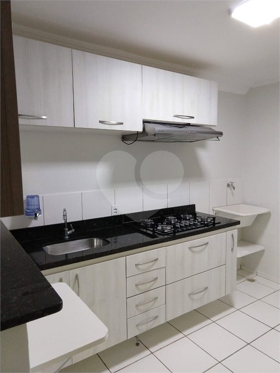 Apartamento no Condomínio Monte Olimpo.