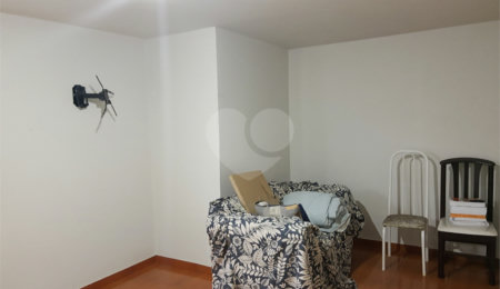 Sobrado à venda com 3 quartos, sendo 1 suíte,  em Jardim Helga, São Paulo, SP