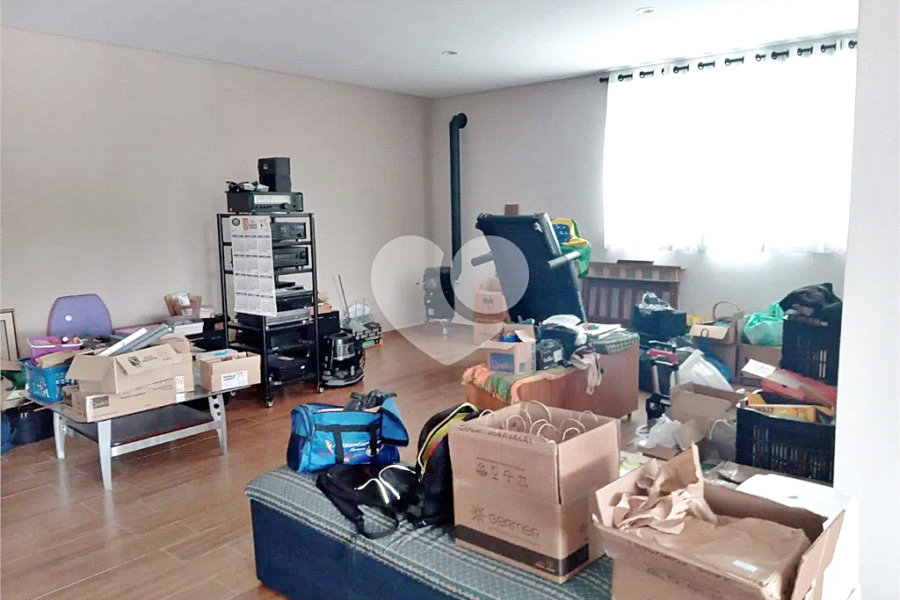 Casa à venda com 4 quartos, sendo 3 suítes, no condomínio Residencial Ecologico da Cantareira, Mairiporã - SP
