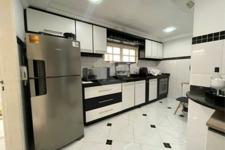 Casa à venda com 3 quartos, sendo 1 suíte,  em São José, Armação dos Búzios, RJ