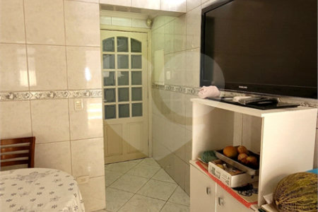 Sobrado à venda com 3 quartos, sendo 1 suíte, em Vila Gustavo, São Paulo, SP