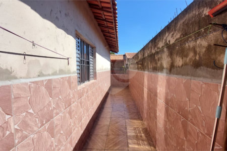 Casa à venda com 2 quartos em Residencial Hípica Jaguari, Bragança Paulista, SP