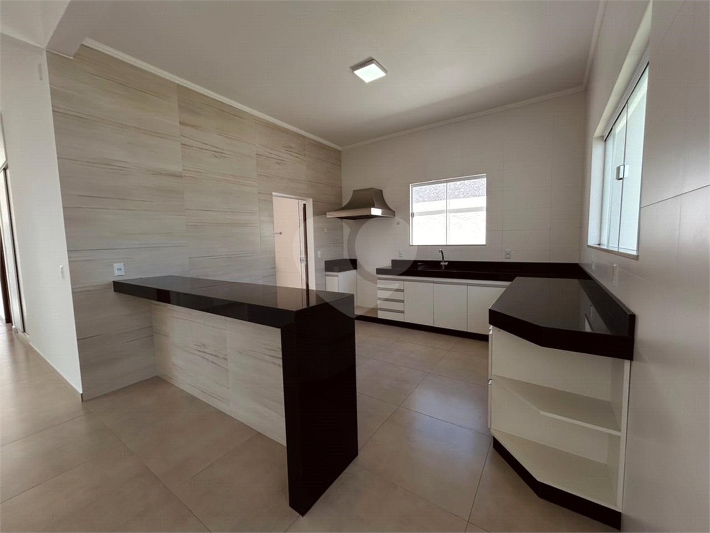 Casa à venda com 3 suítes, em Orla Norte, Porto Seguro, BA