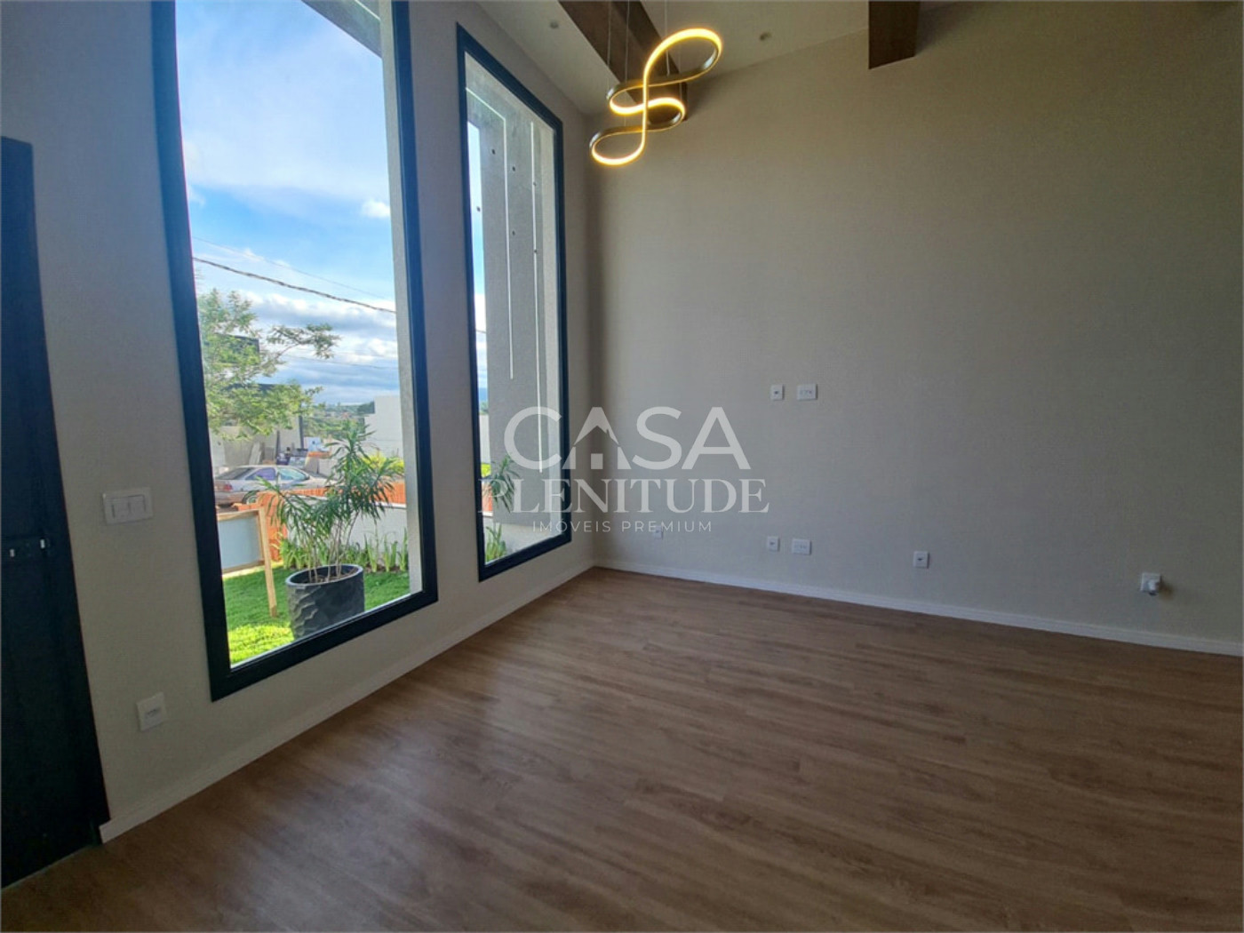 Casa em condomínio à venda com 3 quartos, sendo 1 suíte,  em Jardim Novo Horizonte, Sorocaba, SP