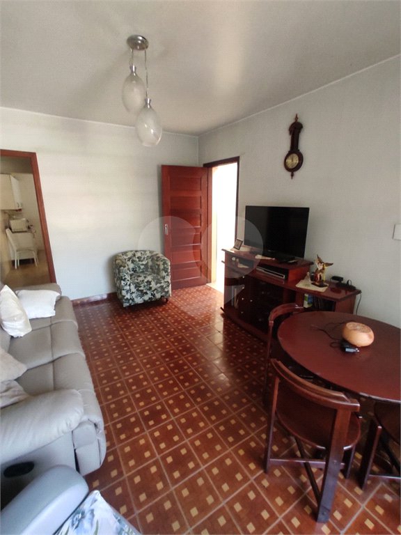 Casa à venda com 3 quartos, sendo 1 suíte,  em Vila Rosália, Guarulhos, SP