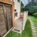 Chácara à venda com 4 quartos, sendo 3 suítes, em Pinheirinho, Vinhedo, SP