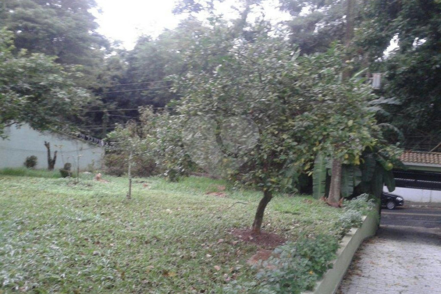 Terreno à venda com 1 quarto, sendo 2 suítes, em Horto Florestal, São Paulo, SP