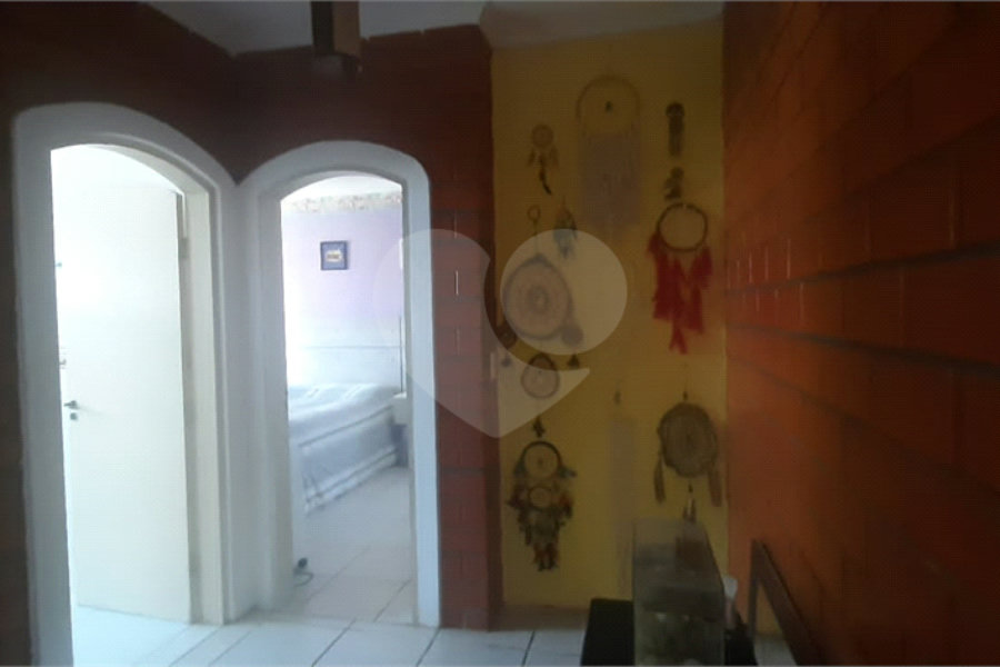 Casa à venda com 3 quartos, sendo 2 suítes, em São Vicente, Mairiporã, SP