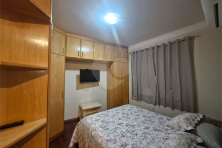 Casa à venda com 3 suítes no condomínio Residencial Jardim França, São Paulo - SP