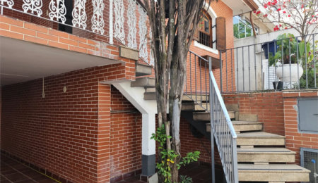 Sobrado à venda com 2 quartos em Vila Nivi, São Paulo, SP