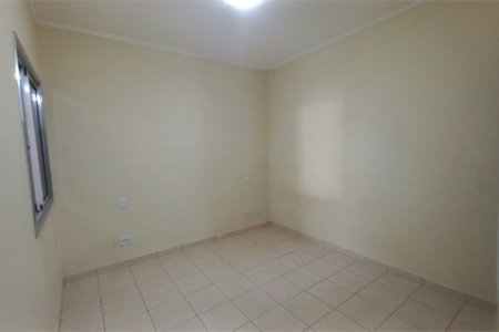 Casa para alugar com 3 quartos, sendo 1 suíte,  em Jardim Bonfiglioli, São Paulo, SP