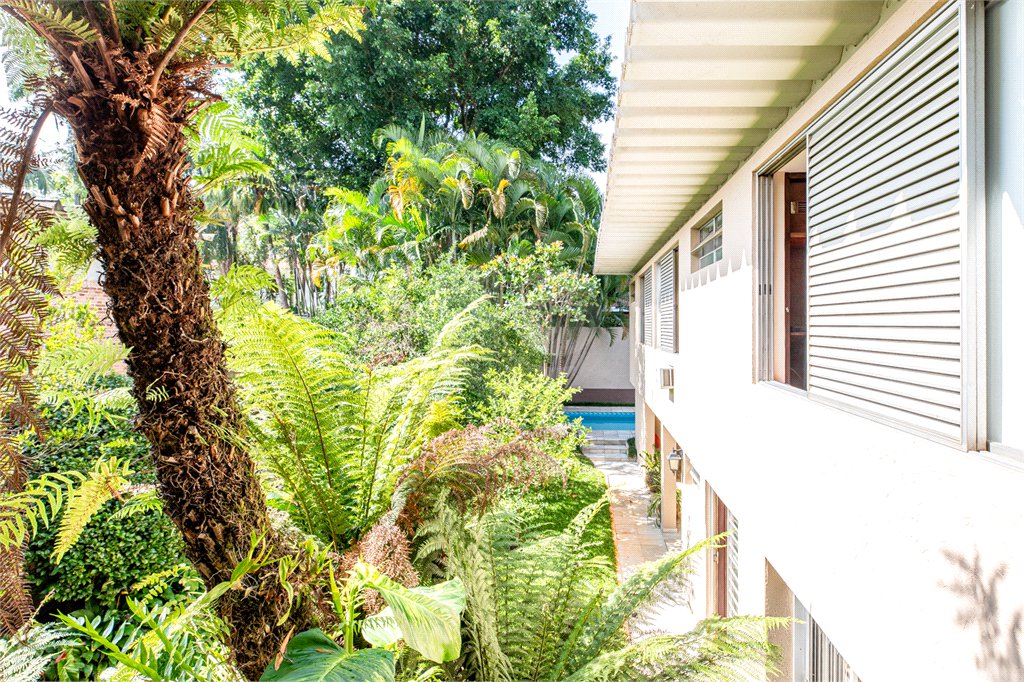 Casa de Vila à venda com 3 quartos, sendo 1 suíte, em Alto da Boa Vista, São Paulo, SP