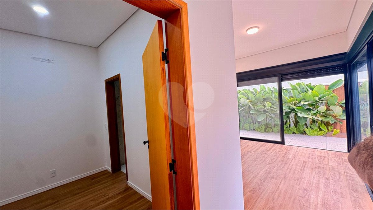 Casa à venda com 3 suítes no condomínio Campos do Conde I e II, Sorocaba - SP