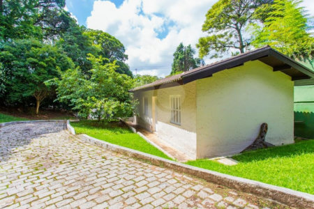 Casa para alugar com 4 suítes no condomínio Chácara Flora, São Paulo - SP